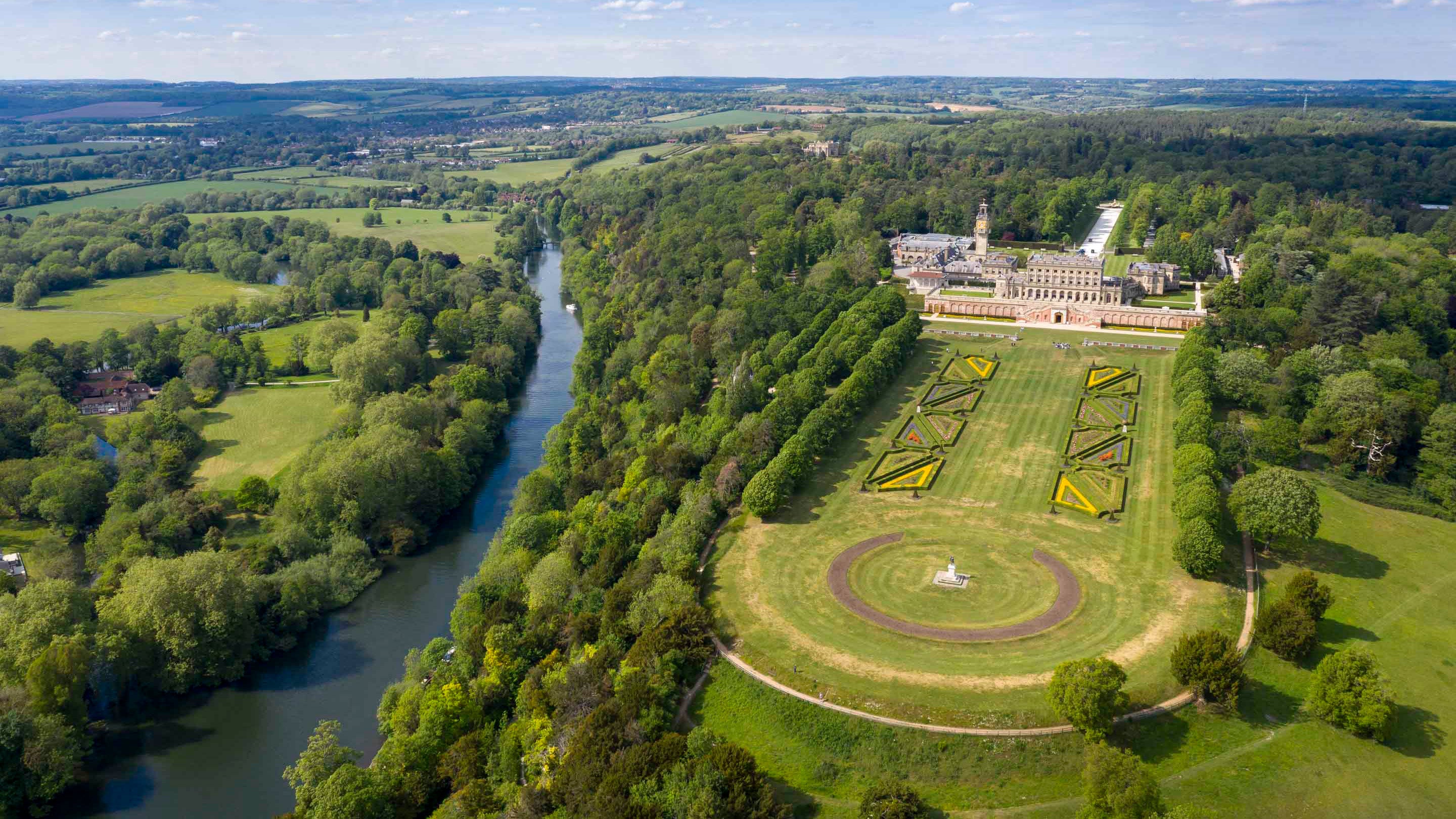 Cliveden House și Grădinile
